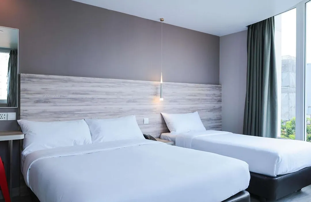 Ibis Budget Singapore Clove-1